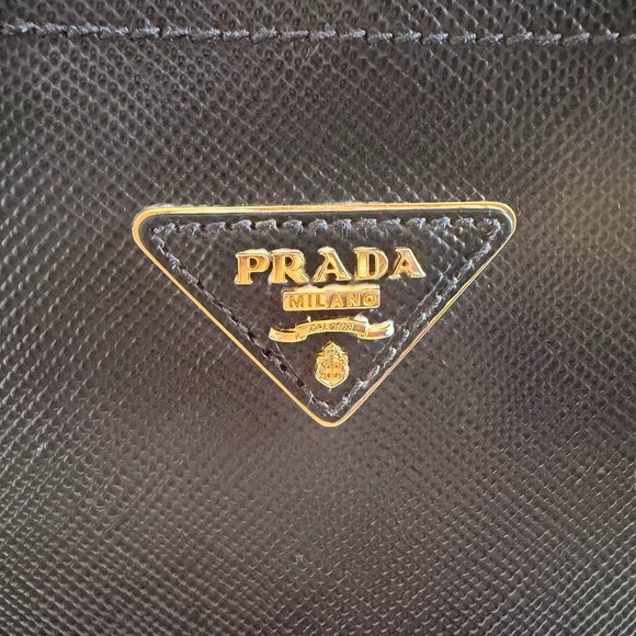 Authentic Prada Panier Small Black Saffiano Leather Bag with Red Interior - Picture 5 of 13
